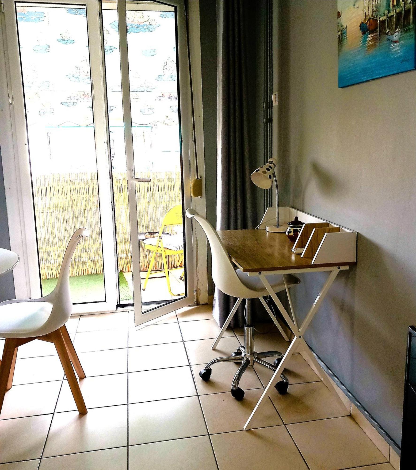 Beautiful Apartment In Koukaki! Athens Exterior photo